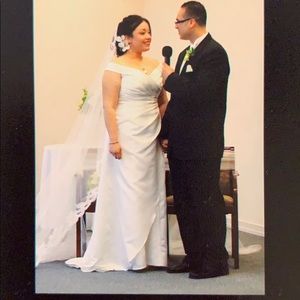 EUC Satin Ivory Wedding Dress